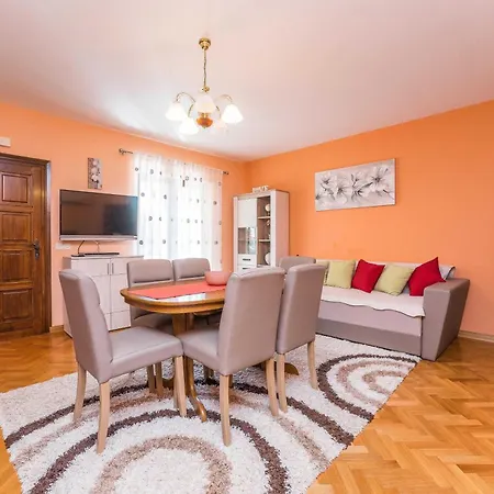 With Parking Space Nin, Zadar - 23551 Apartman