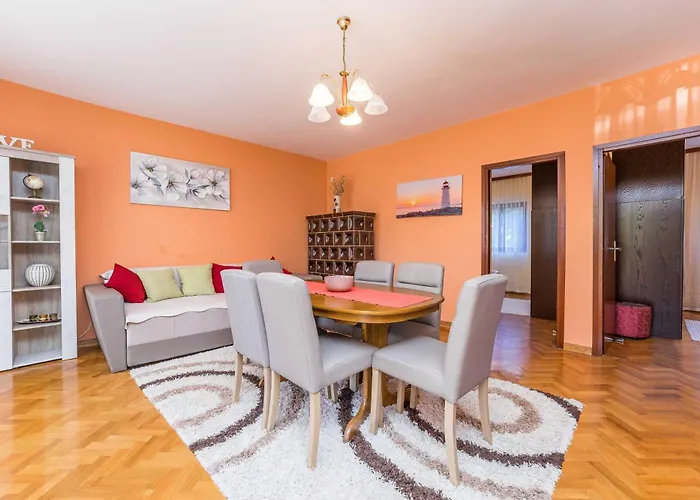 With Parking Space Nin, Zadar - 23551 Apartman Nin