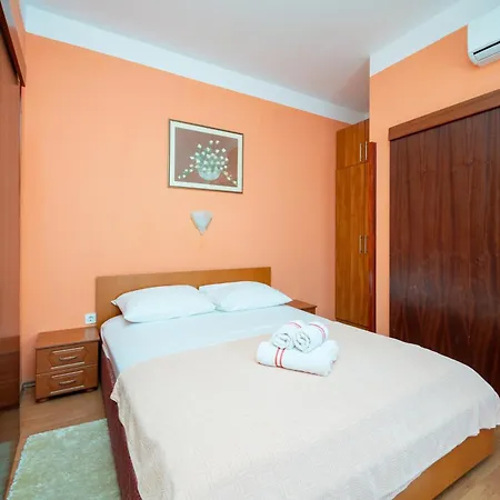 Apartment With Parking Space Nin, Zadar - 23551 Nin